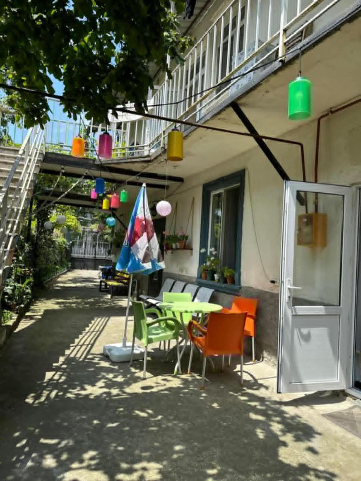 Guest House Barbi 巴统 外观 照片