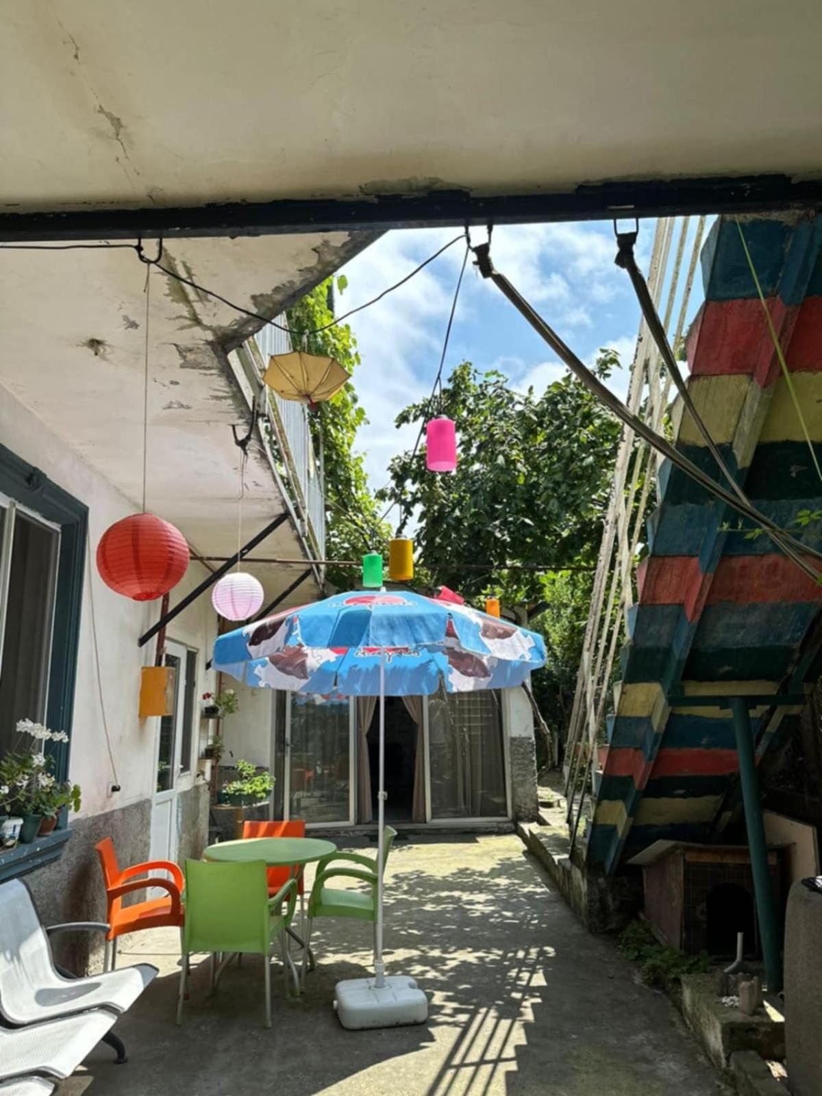 Guest House Barbi 巴统 外观 照片